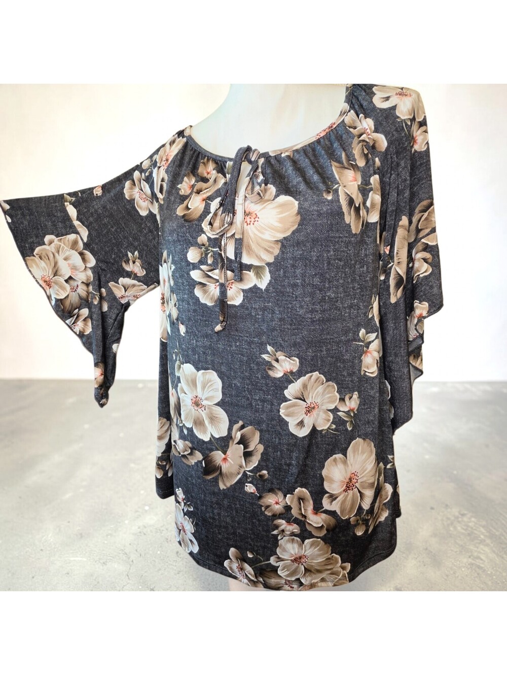 Espresso Medium Womens Gray Beige Floral Blouse Flutter Sleeve Boho Relaxed Fit